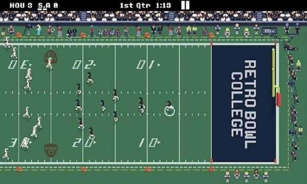 Retro Bowl College APK Latest Version